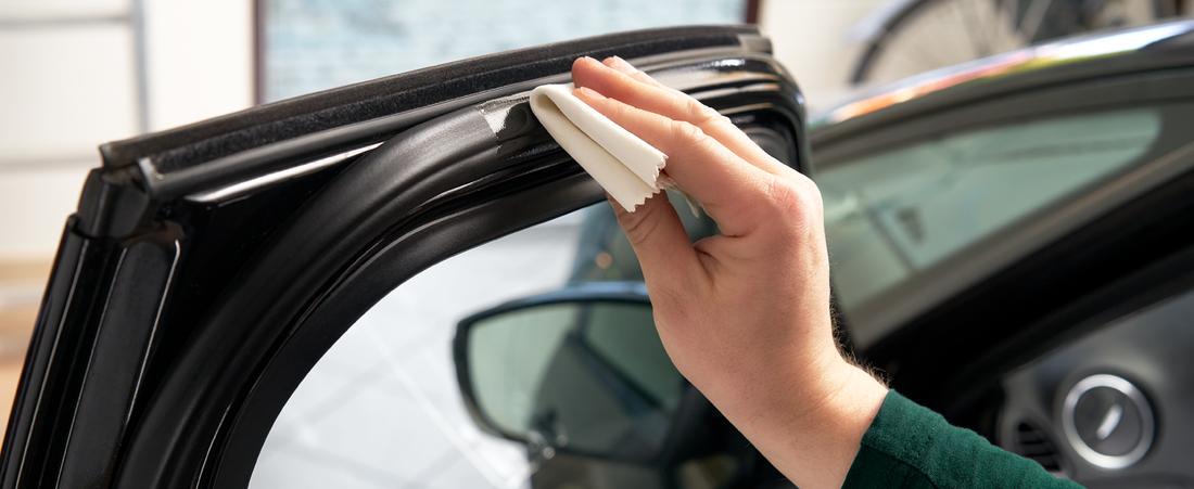 5 kluczowych zastosowań smaru silikonowego w motoryzacji, o których większość kierowców zapomina